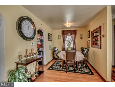 11 Center Ave, Willow Grove, PA 19090 - photo 7