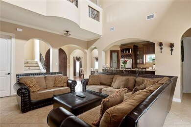 2214 W Rhin Dr, Edinburg, TX 78539 - photo 3