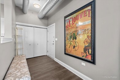 364 S Main St unit 364, Bartlett, IL 60103 - photo 4