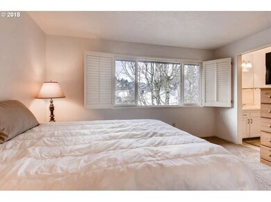 Bedroom, Primary