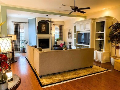 7400 Spring Oak Dr, North Richland Hills, TX 76182 - photo 5