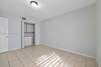 7205 Miami Lakes Dr unit B3, Miami Lakes, FL 33014 - photo 6