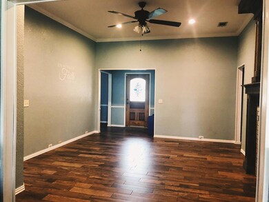 411 W Oak St, Wylie, TX 75098 - photo 2