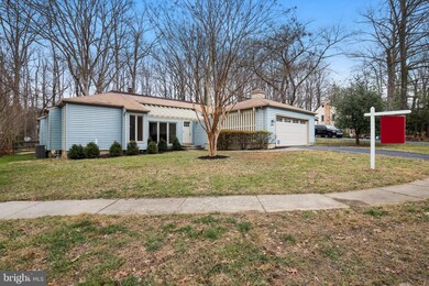 12394 Copenhagen Ct, Reston, VA 20191 - photo 3