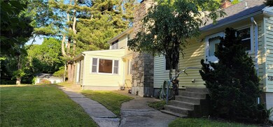 318 Post Rd, Westerly, RI 02891 - photo 2