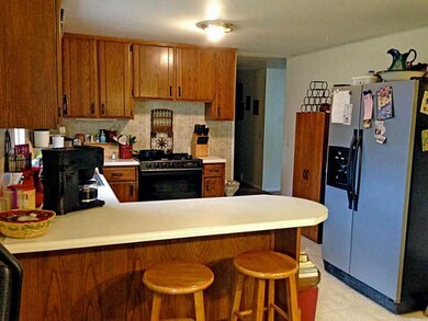 2903 Fairlawn Dr, Columbus, IN 47203 - photo 4