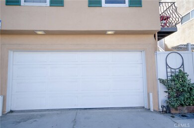 2202 W Oceanfront unit B, Newport Beach, CA 92663 - photo 4