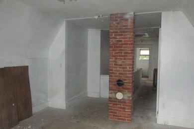 77 Elm St, Mechanic Falls, ME 04256 - photo 2