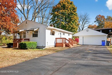 6052 Recamper Dr, Toledo, OH 43613 - photo 4