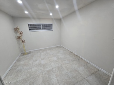 5104 Pebble Beach Blvd, Las Vegas, NV 89108 - photo 6