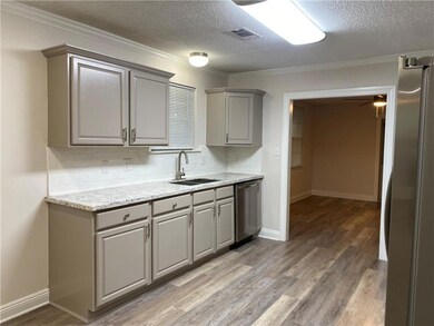 Dishwasher, deep SS Sink, Quartz Countertop w/Back