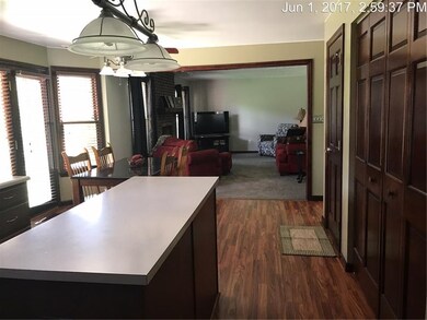 OPEN KITCHEN TO GREAT ROOM