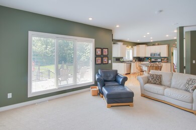 4411_Taylor_Ridge_Circle-06