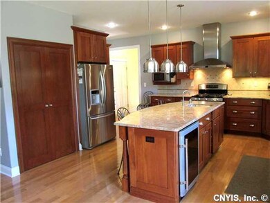 Kitchen ALL APPLIANCES STAY