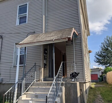 11 Emerald St, Chicopee, MA 01013 - photo 2