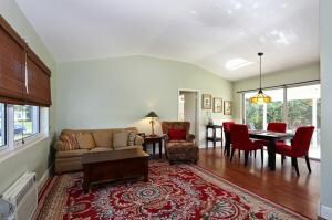 Living Room/Dining Area