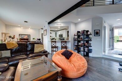 003_Living & Dining Room