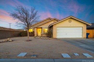 3480 35th St W, Rosamond, CA 93560 - photo 2