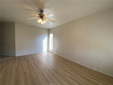 1622 Tolleson Loop unit B, Springdale, AR 72764 - photo 3