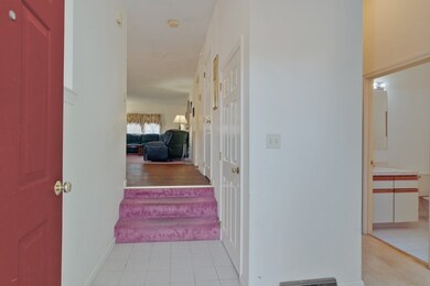 30 Lamplighter Ln, South Easton, MA 02375 - photo 6