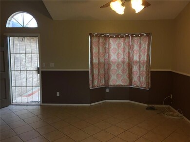 133 Lago Seco Dr, Horizon City, TX 79928 - photo 4