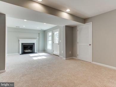 25251 Gothic Square, Chantilly, VA 20152 - photo 7