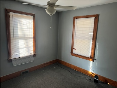 899 W Main St, Decatur, IL 62522 - photo 5