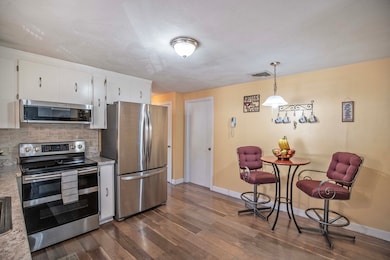 83 Summit St, Malden, MA 02148 - photo 3