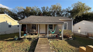 1074 Desota St SE, Gainesville, GA 30501 - photo 3