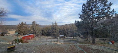 7467 Harpold Rd, Klamath Falls, OR 97603 - photo 5