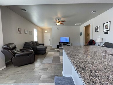 892 Valencia, Alamogordo, NM 88310 - photo 7