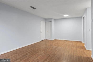 14903 Rydell Rd unit 104, Centreville, VA 20121 - photo 5