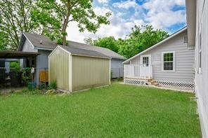 3307 Caplin St, Houston, TX 77026 - photo 7