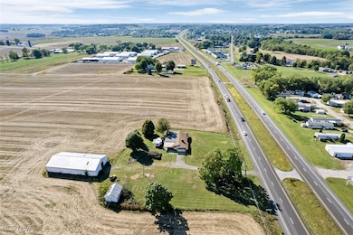 17867 Lincoln Way E, Dalton, OH 44618 - photo 3