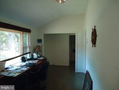 43767 Drum Cliff Rd, Hollywood, MD 20636 - photo 6