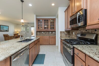 9) KITCHEN