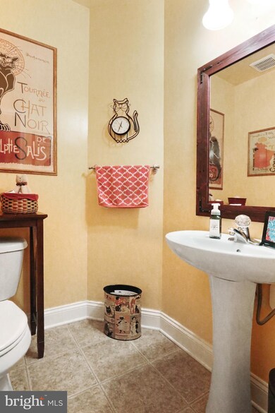 429 Channing Dr, Chambersburg, PA 17201 - photo 6