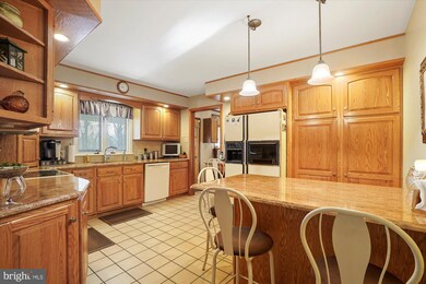 58 Clarence Ave, Shoemakersville, PA 19555 - photo 7