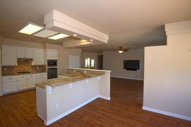 Dining Room/Kitchen