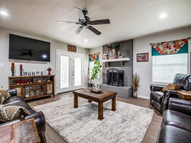 412 Buchanan Rd, Decatur, TX 76234 - photo 5