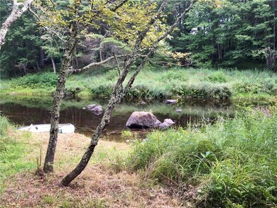 Lovely and private access to the...
