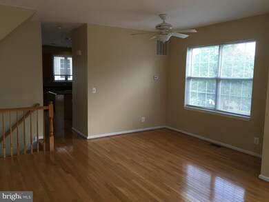 2519 James Monroe Cir, Herndon, VA 20171 - photo 3