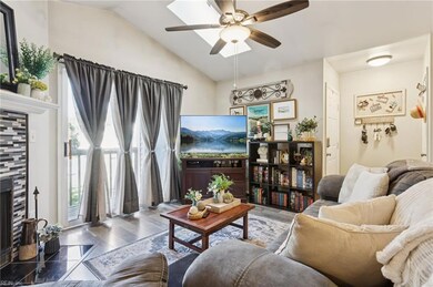 2108 Rocky Point Run unit D, Chesapeake, VA 23320 - photo 7