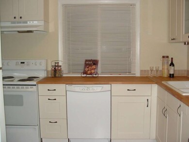 2315 S Pinebrook Ln, Des Moines, WA 98198 - photo 6