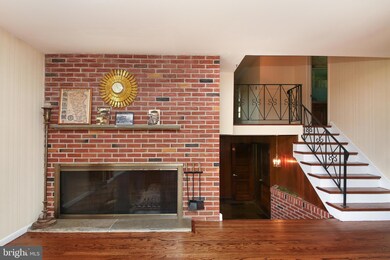 3867 Forest Dr, Doylestown, PA 18902 - photo 7