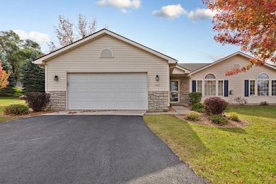 1427 Carriage Cir unit 1427, Faribault, MN 55021 - photo 3