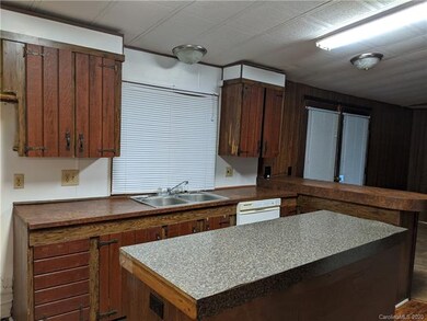 505 S White St, Marshville, NC 28103 - photo 5