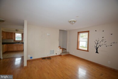 912 Central Ave, Sykesville, MD 21784 - photo 2