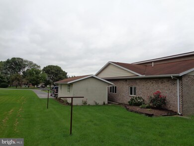 428 Martina Dr, Chambersburg, PA 17201 - photo 7