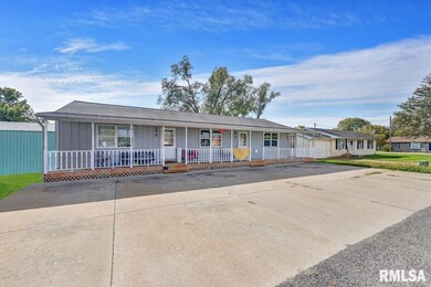 103 E 2nd St unit W, Glasford, IL 61533 - photo 2